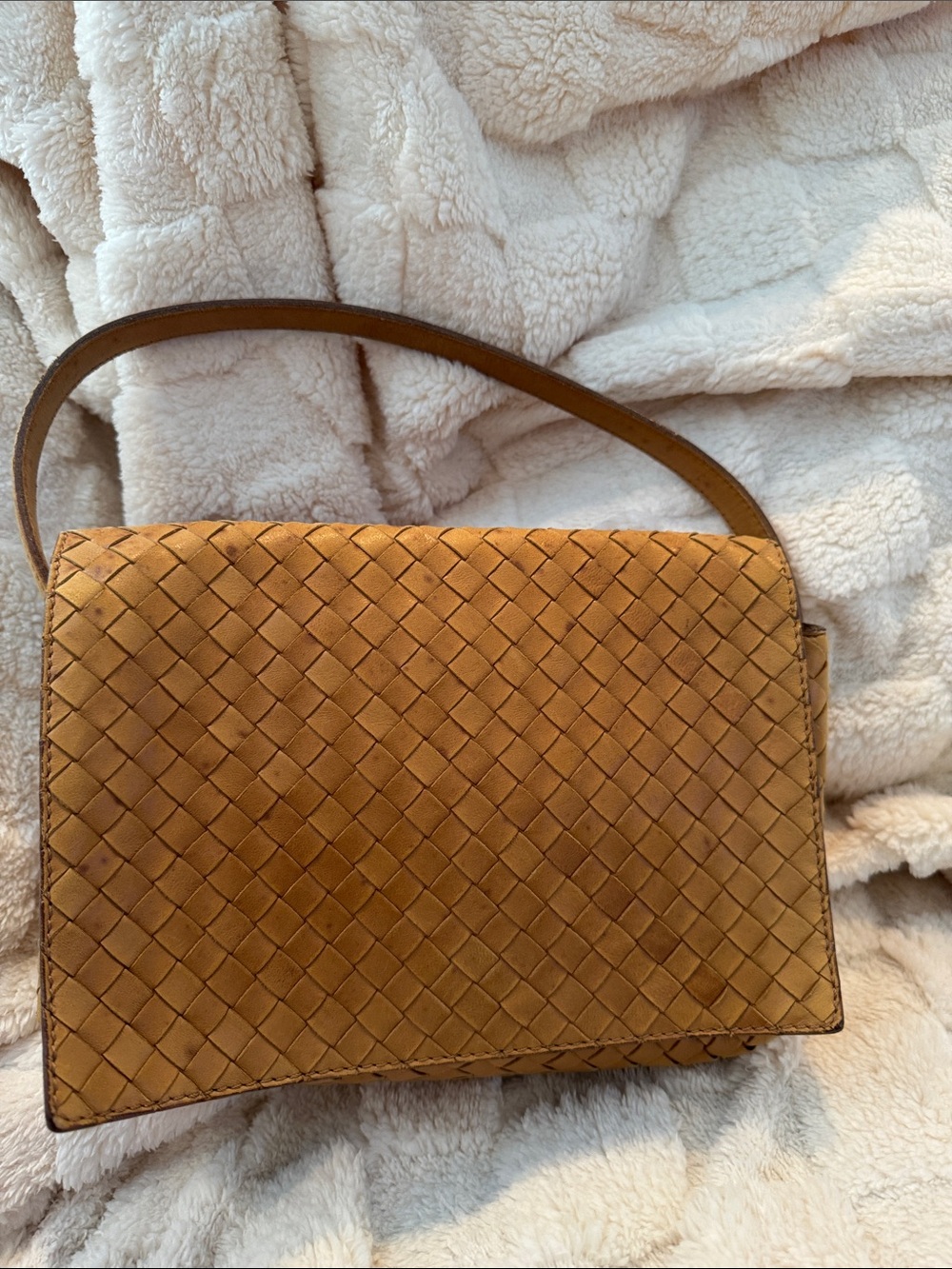 Bottega Veneta Woven Shoulder Bag in Cognac Brown